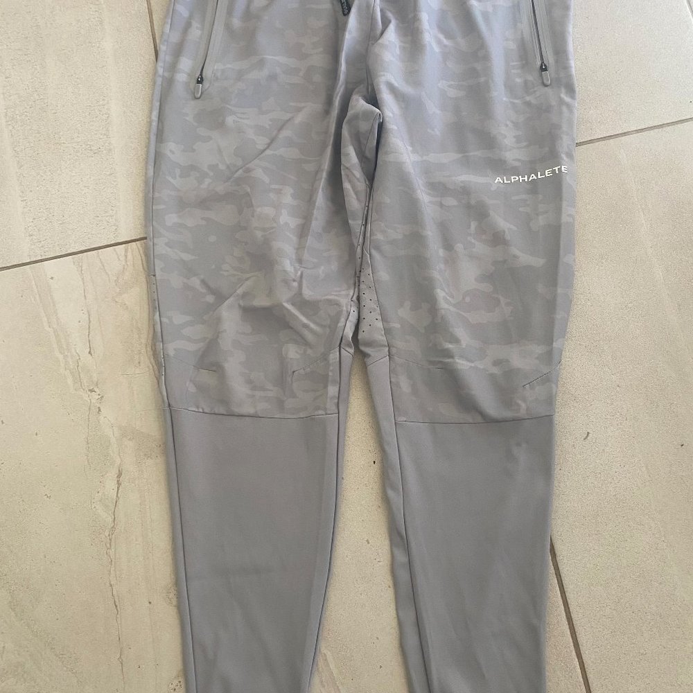 INFINITY men sport pants/leggins  size L